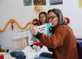 De mots et de lait, les livres font rêver les bébés