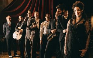 Hot Sugar Band feat Nicolle Rochelle