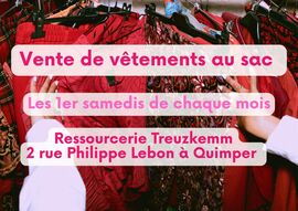 Vente de vêtements au sac à la ressourcerie Treuzkemm de Quimper