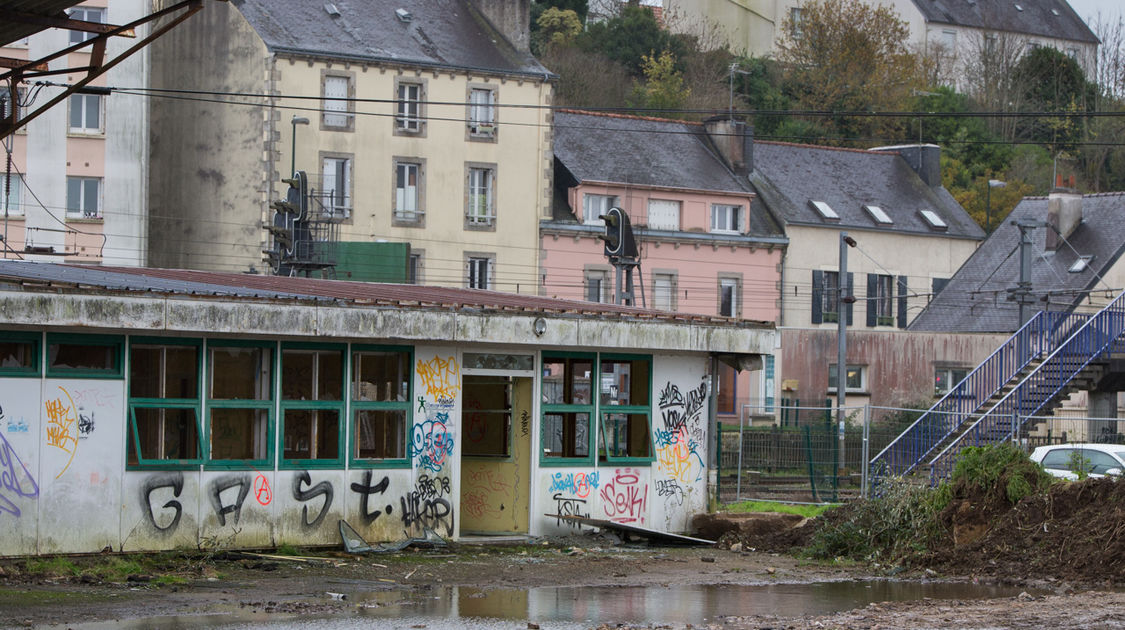 Projet gare - Démolition de hangars zone de l Hippodrome (8)