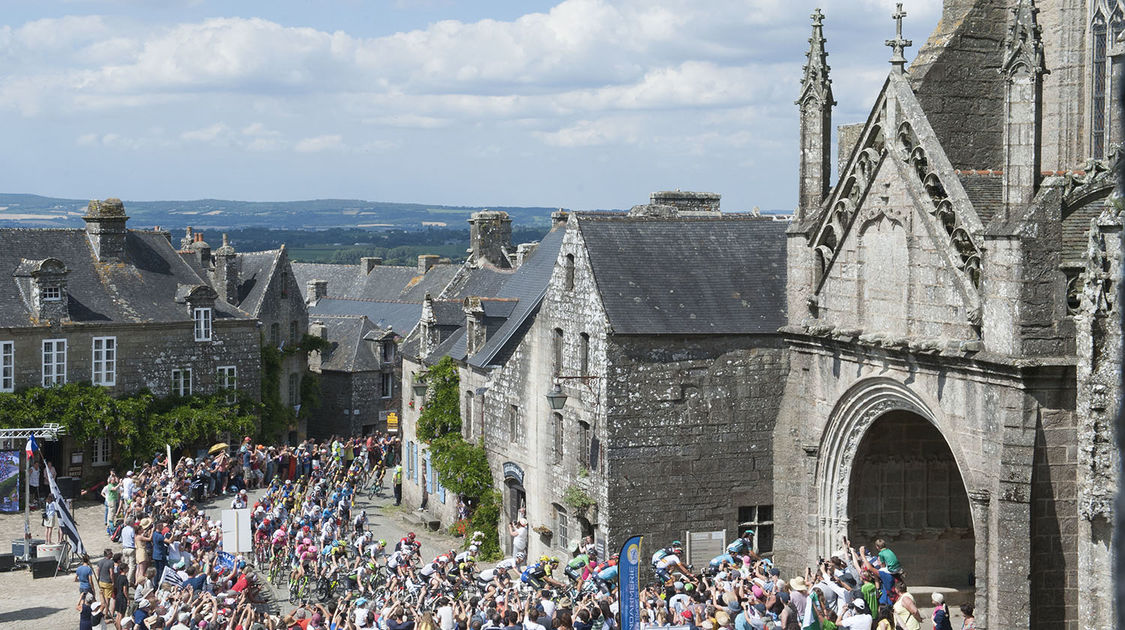 Le passage du Tour de France à Locronan le mercredi 11 juillet 2018 (16)