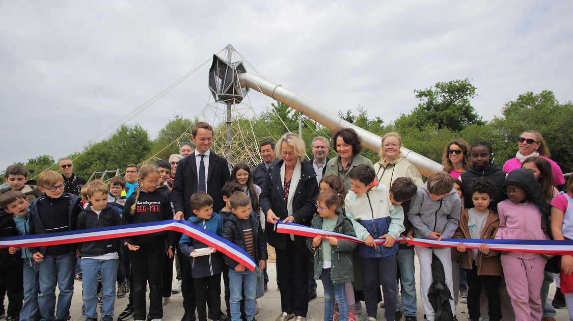 Inauguration aire de jeux de l'Eau Blanche 