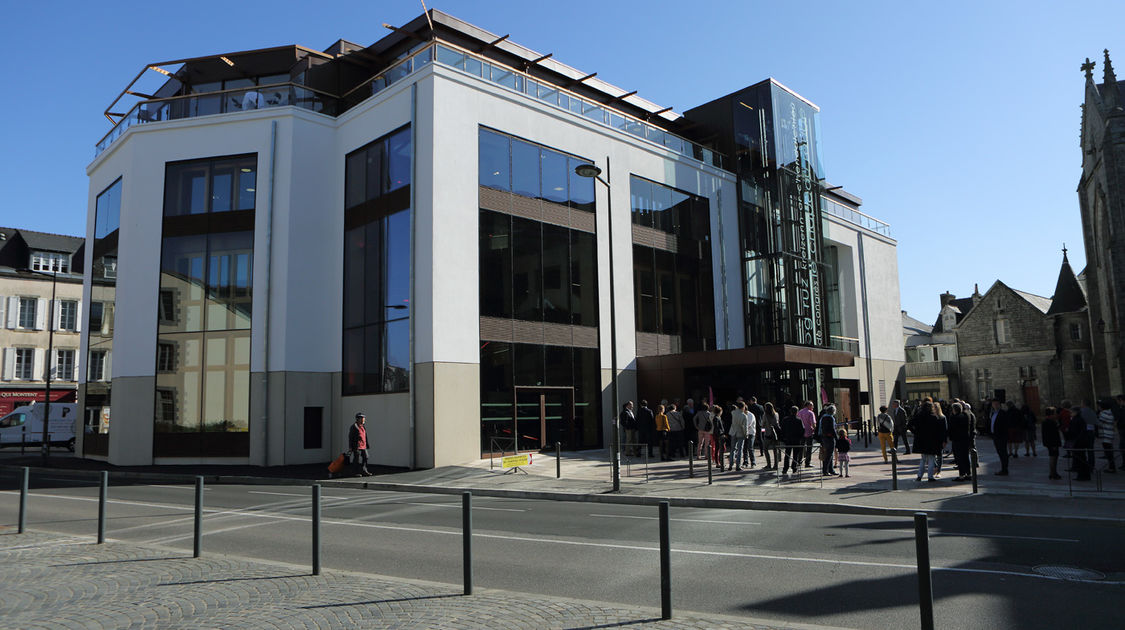 Inaugration du centre des congrès du Chapeau Rouge et portes ouvertes les 8 et 9 avril 2017 (2)