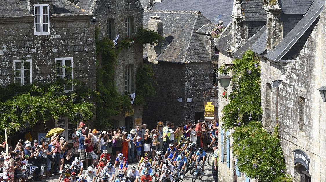 Le passage du Tour de France à Locronan le mercredi 11 juillet 2018 (29)