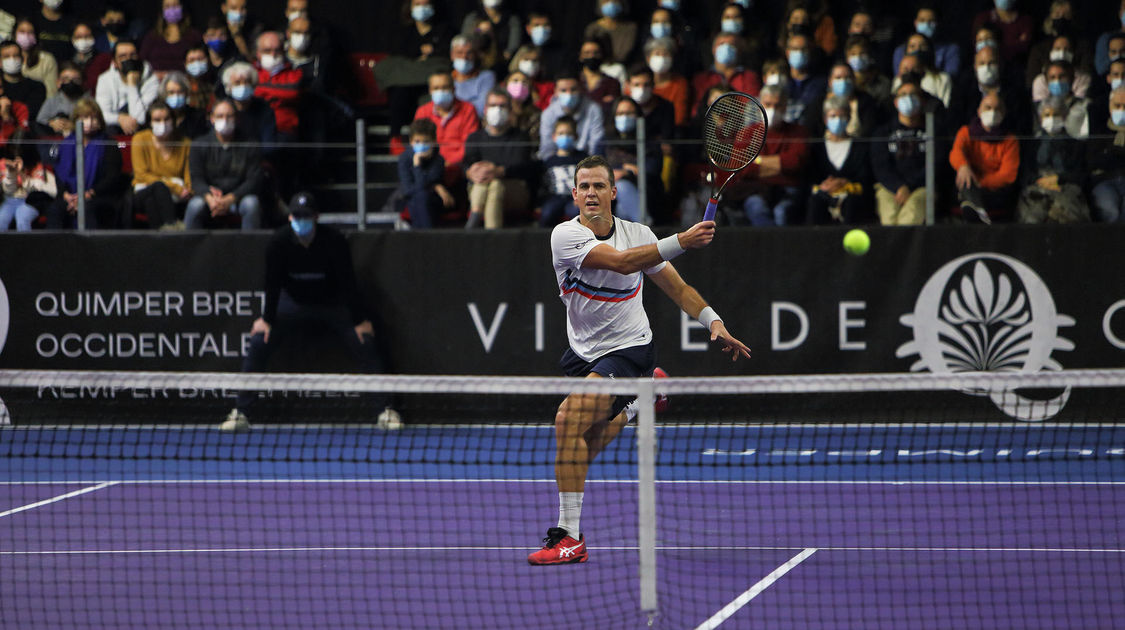 Quimper le 30 janvier 2022. Open de tennis ATP Chalenger de quimper ; Finale simple. Le Canadien Vasek Pospisil (138e) s'impose devant le  Français Grégoire Barrère (167e). Victoire en trois sets  6-4, 3-6, 6-1.