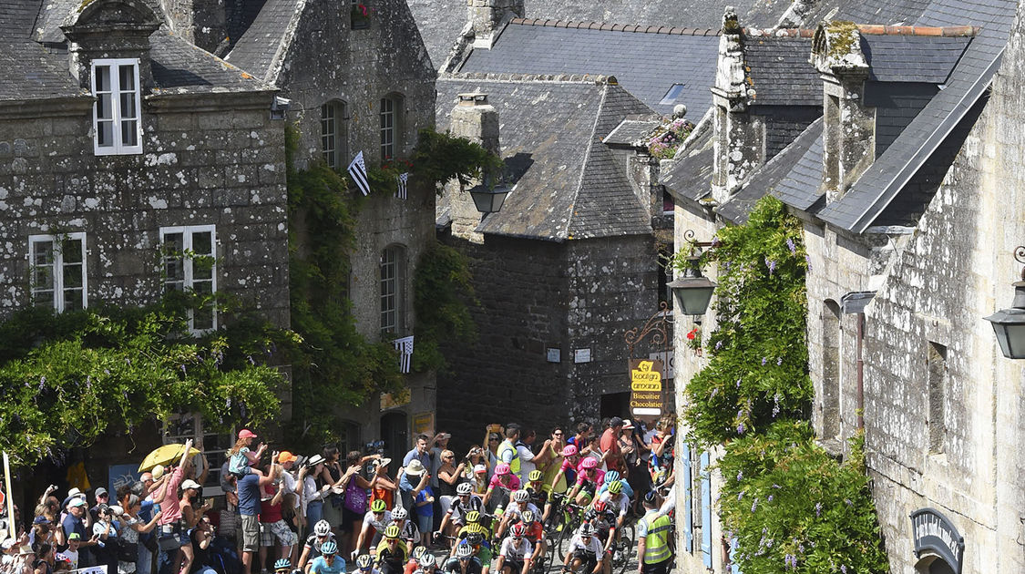 Le passage du Tour de France à Locronan le mercredi 11 juillet 2018 (23)