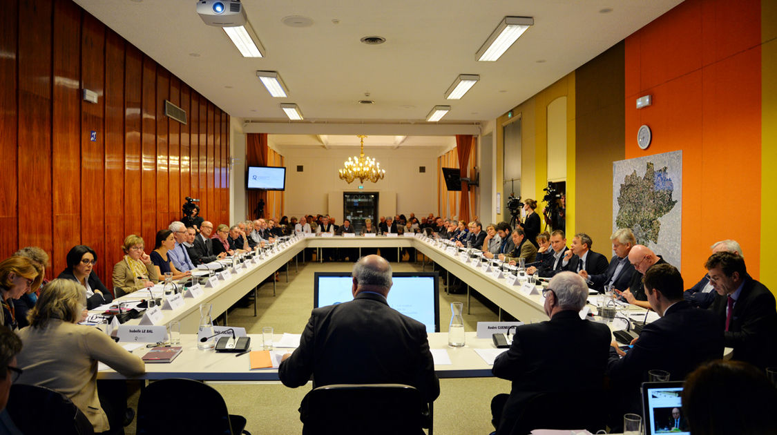 Installation du conseil communautaire de Quimper Bretagne Occidentale le 5 janvier 2017 - Election du président et vice-présidents (11)