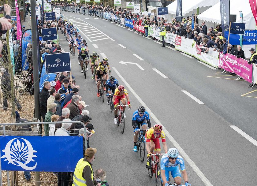 Arrivée du Tour du Finistère 2016 face au Pavillon (3)