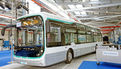 Le groupe Bolloré a développé un bus de 12 mètres 100 % électrique qui pourra accueillir entre 91 et 101 passagers avec une autonomie variant de 180 à 250 kilomètres.