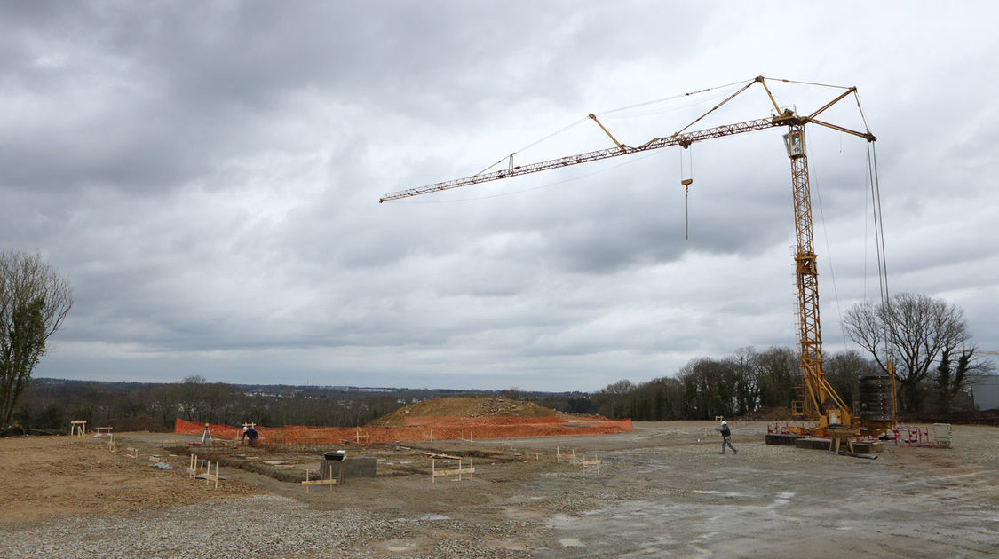 Une centrale biogaz est en construction à Quimper au Petit Guélen. Ses premiers mètres cubes seront injectés dans le réseau de gaz de ville à la fin de l’année.