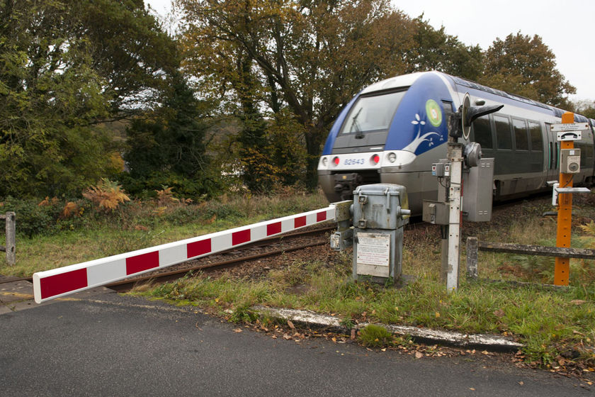 Reprise progressive du trafic ferroviaire : vigilance aux passages à niveau