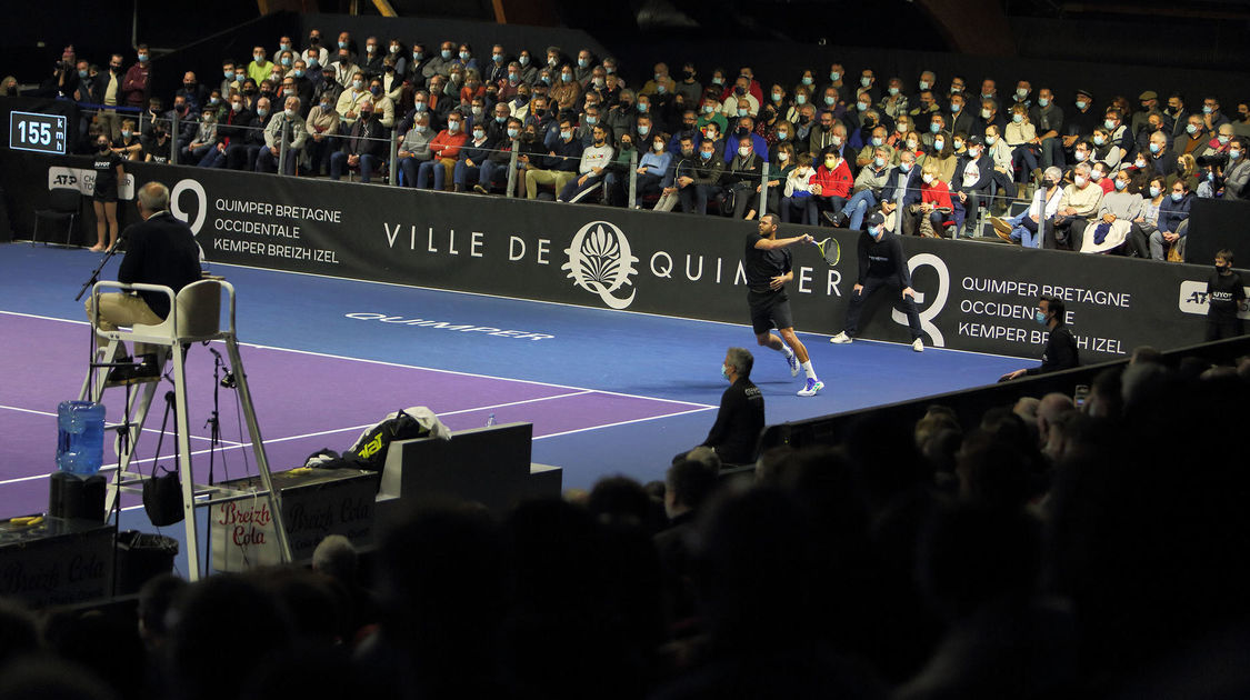 Quimper le 26 janvier 2022. Open de tennis ATP Challenger . Quart de finale. match entre les français J.W Tsonga et Alexandre Müller, vainqueur (3)