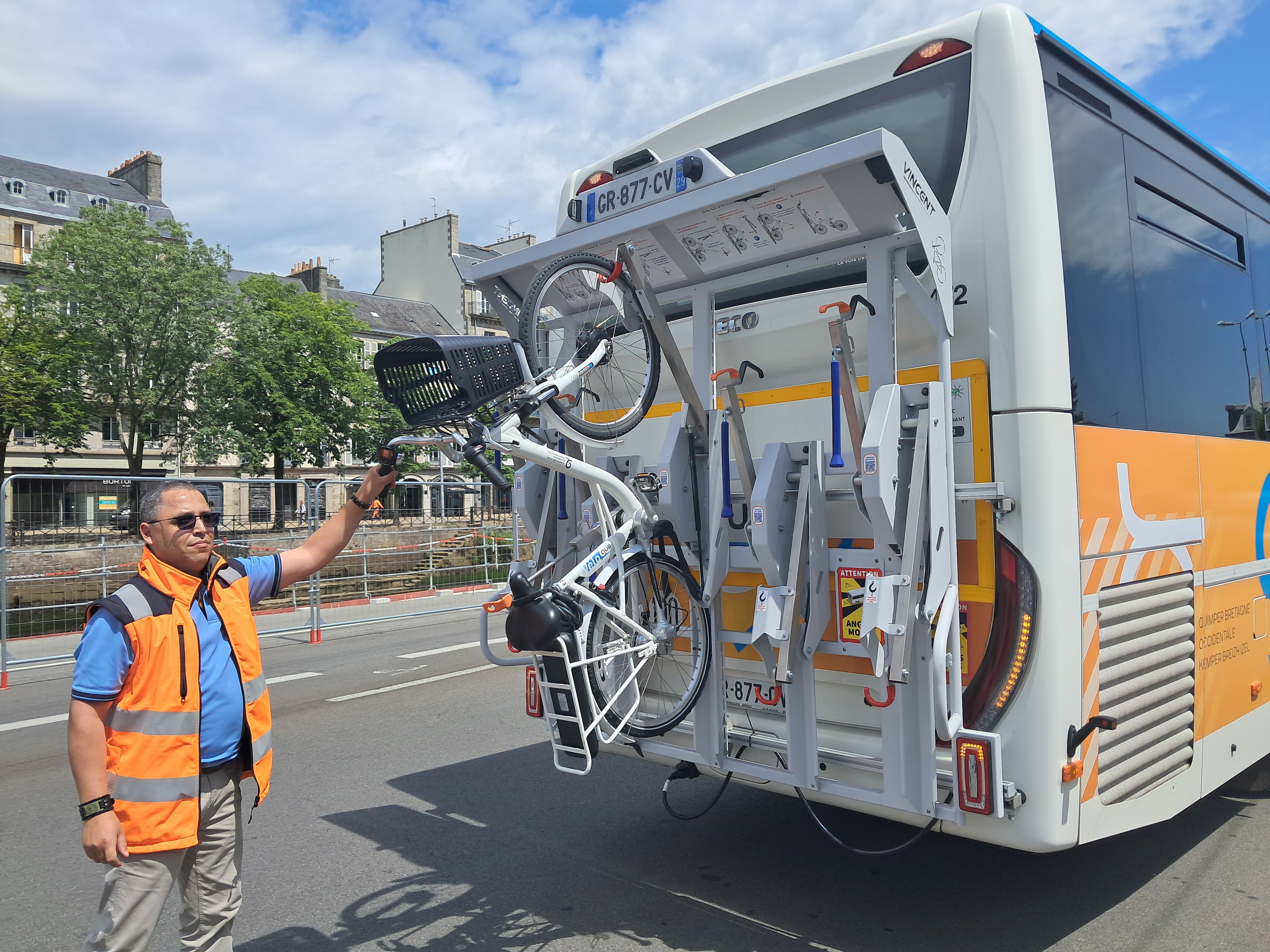 Porte velos avec assistance 