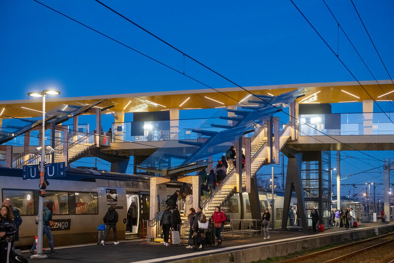 Le pôle d’échanges multimodal de Quimper Bretagne Occidentale primé pour son accessibilité