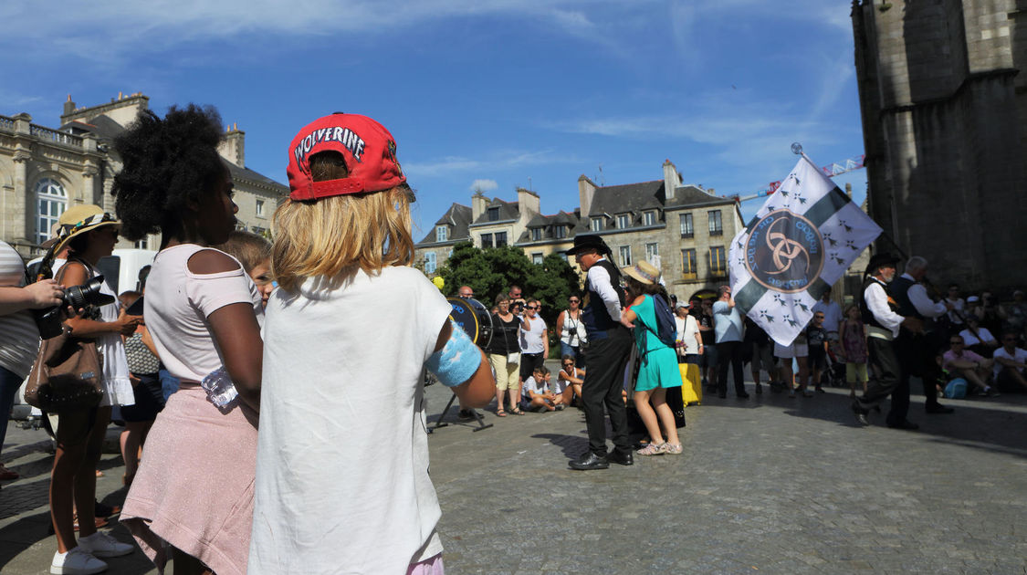 En août, les enfants sont des princes