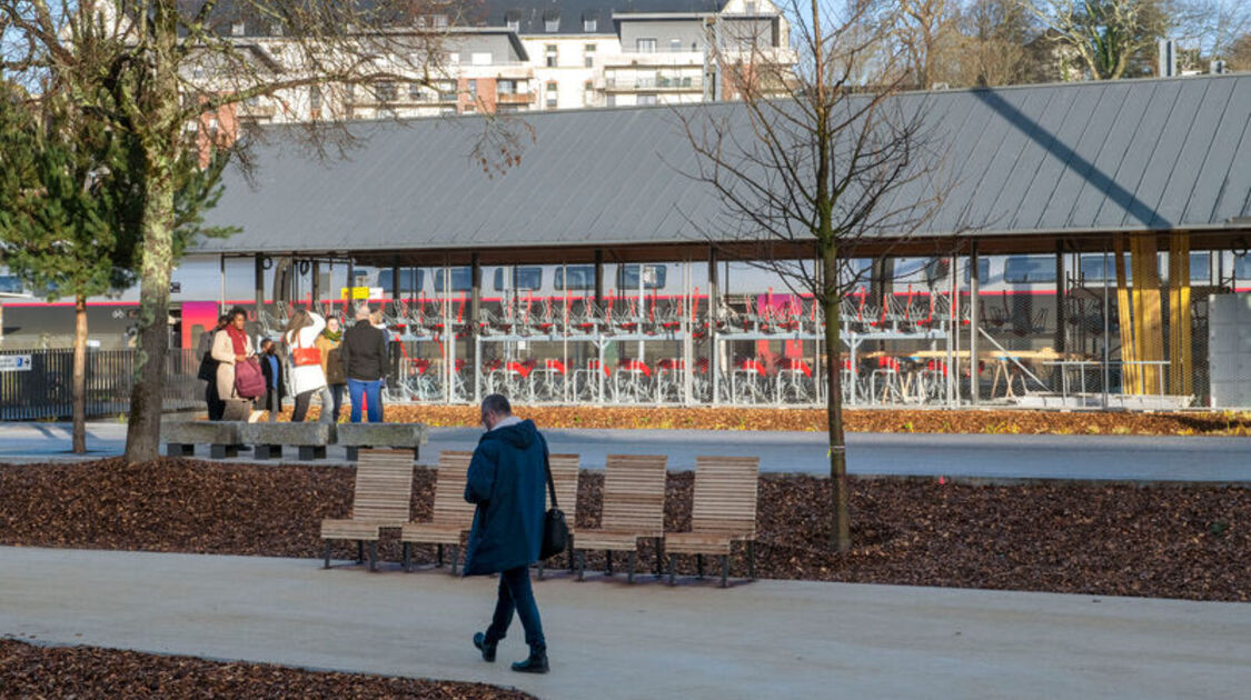Inauguration de la gare (Décembre 2025)