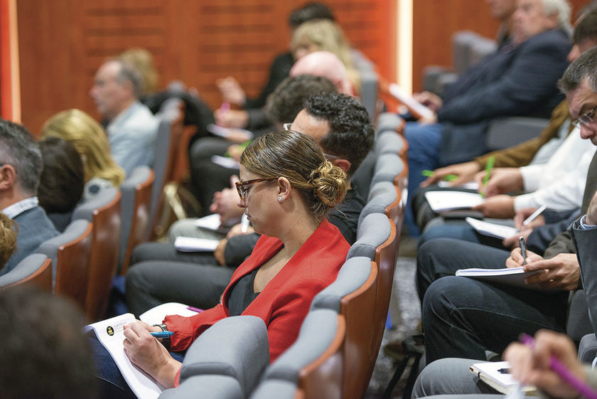 Petit déj’ de l’économie : la commande publique à la loupe