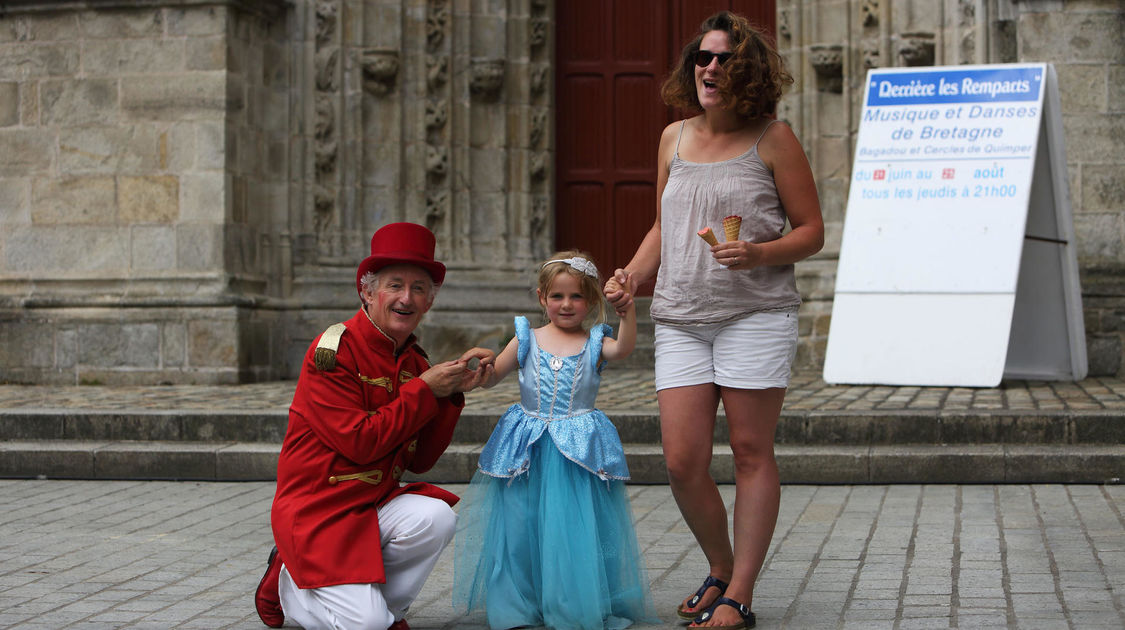 En août, les enfants sont des princes